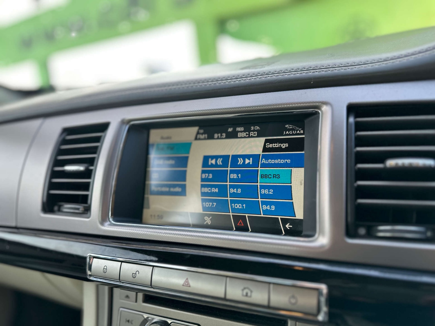 Used Jaguar XF 2010 for sale - 77571247: Photo 16