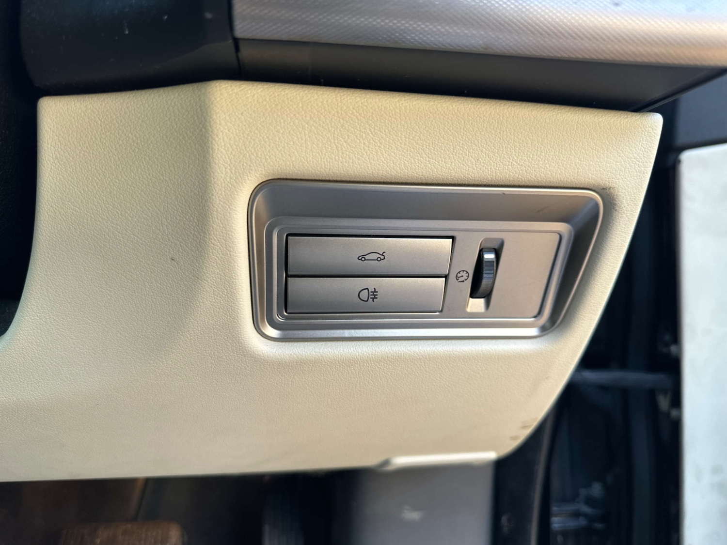 Used Jaguar XF 2010 for sale - 77571247: Photo 27