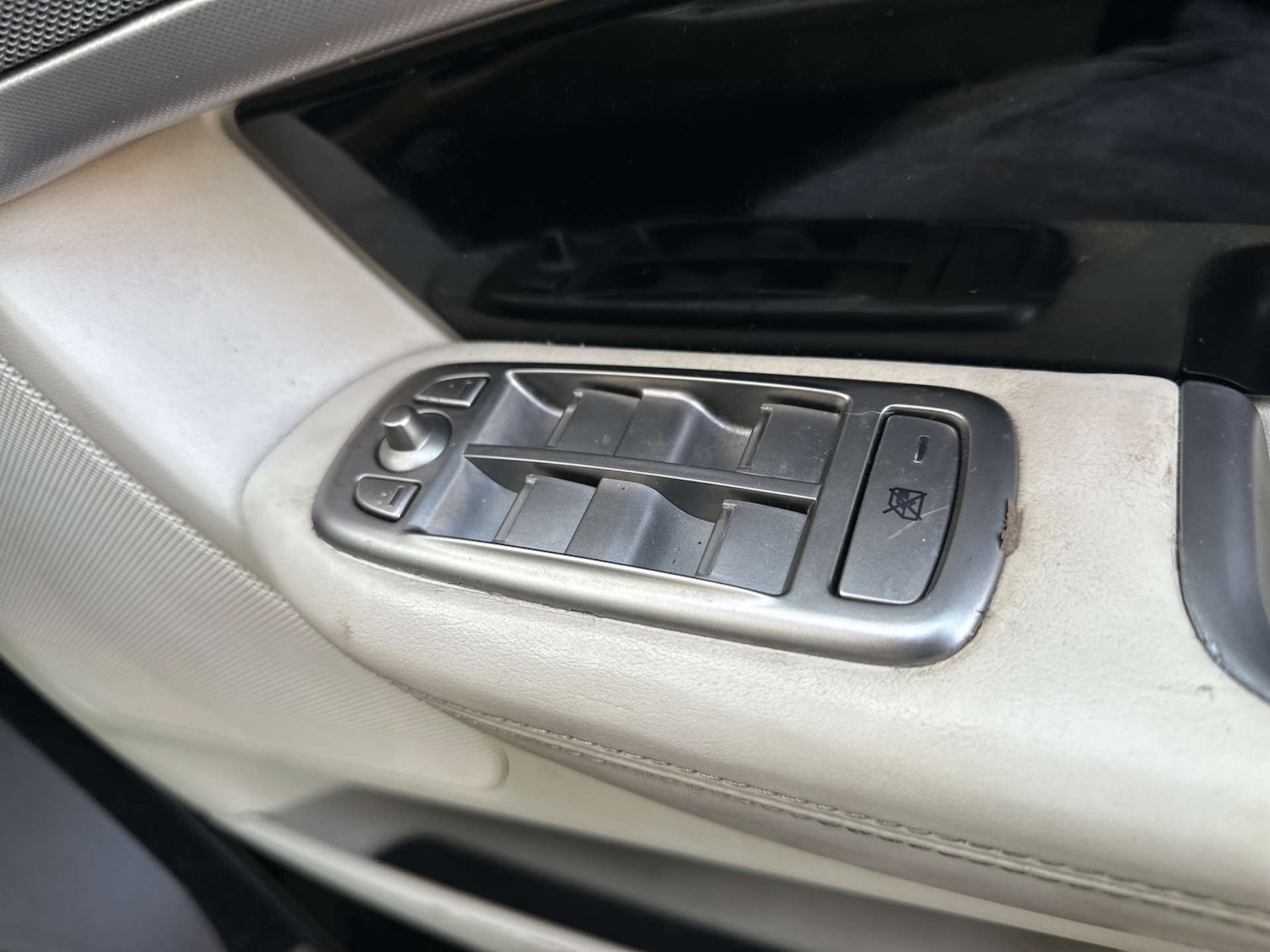 Used Jaguar XF 2010 for sale - 77571247: Photo 31