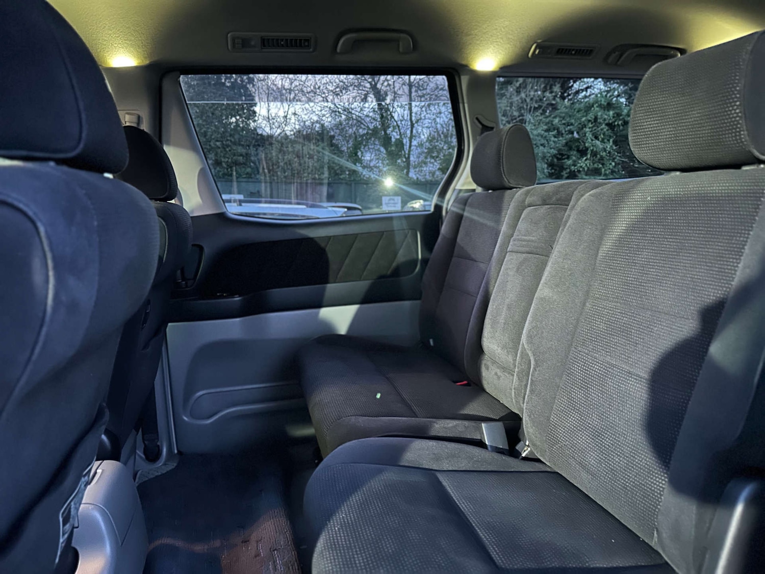 Used Toyota Alphard 2017 for sale - 76910584: Photo 18