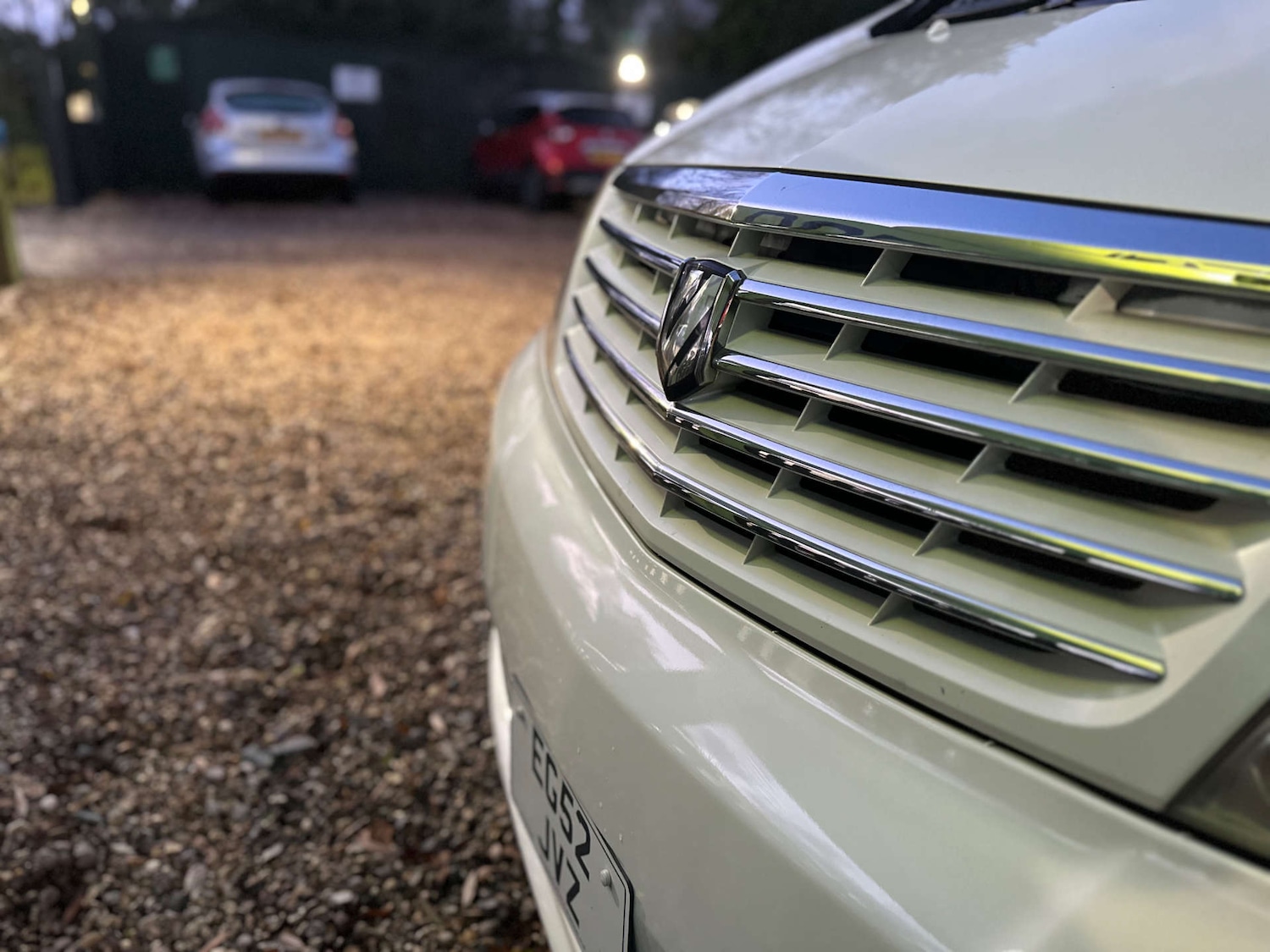 Used Toyota Alphard 2017 for sale - 76910584: Photo 27