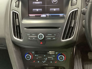 Used Ford Focus 2015 for sale - 79176619: Photo