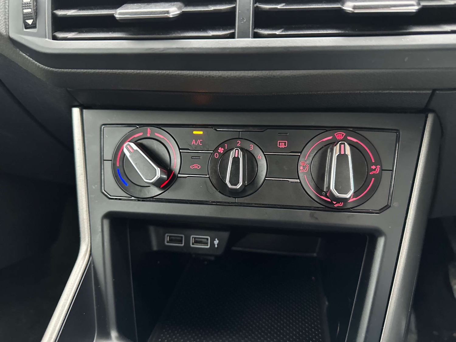 Used Volkswagen Polo 2018 for sale - 77921656: Photo 16