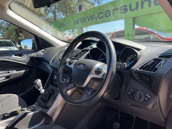 Used Ford Kuga 2014 for sale - 76193421: Photo 2