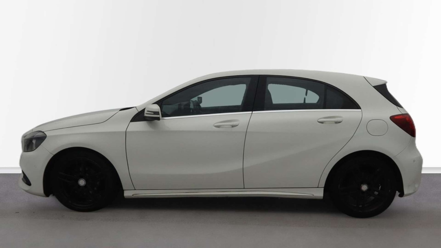 Used Mercedes-Benz A-Class 2016 for sale - 77571267: Photo 10