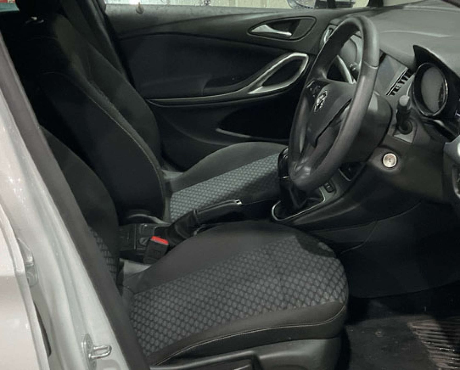 Used Vauxhall Astra 2020 for sale - 76829796: Photo 3