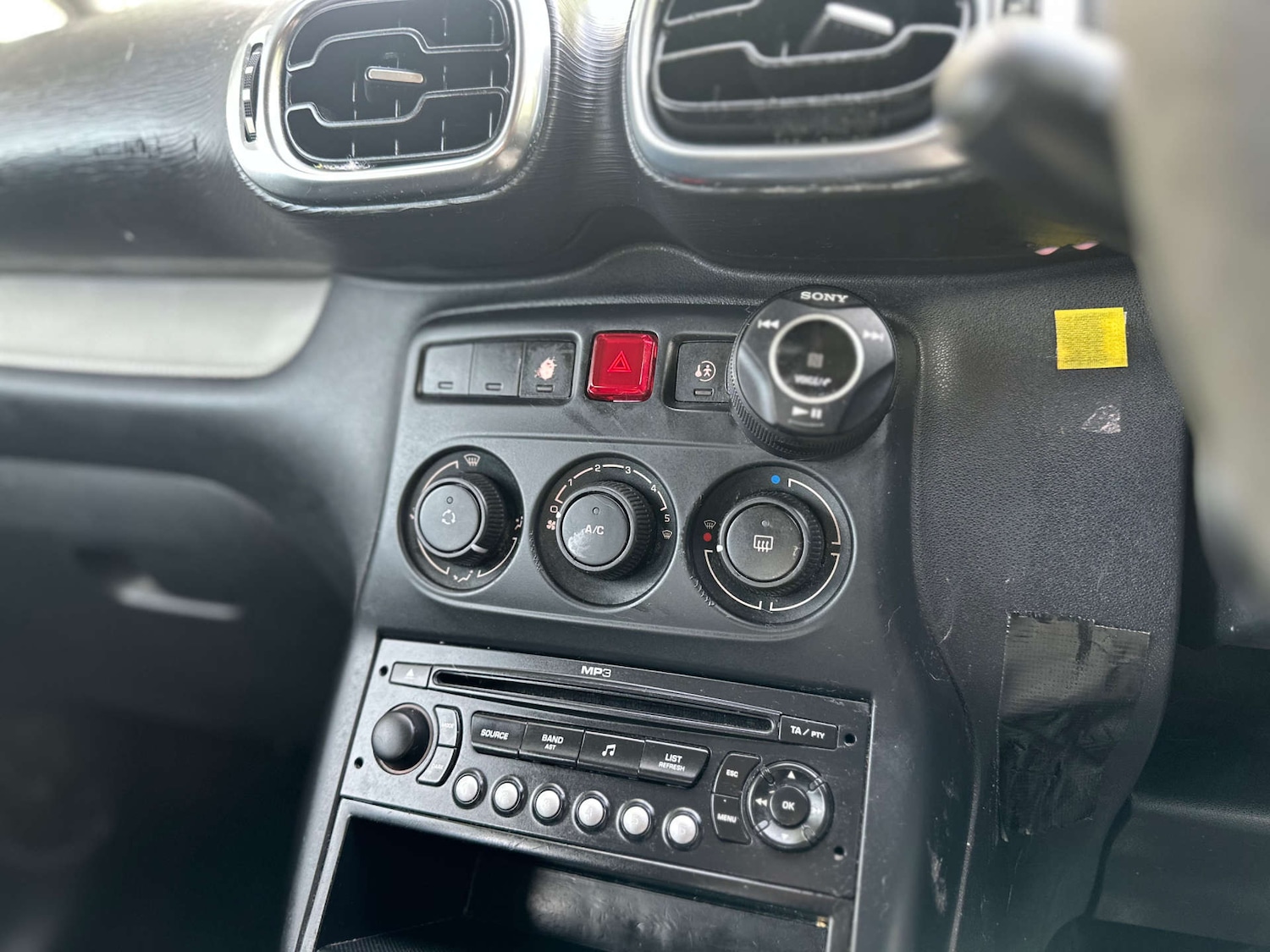 Used Citroen C3 Picasso 2009 for sale - 77129053: Photo 19