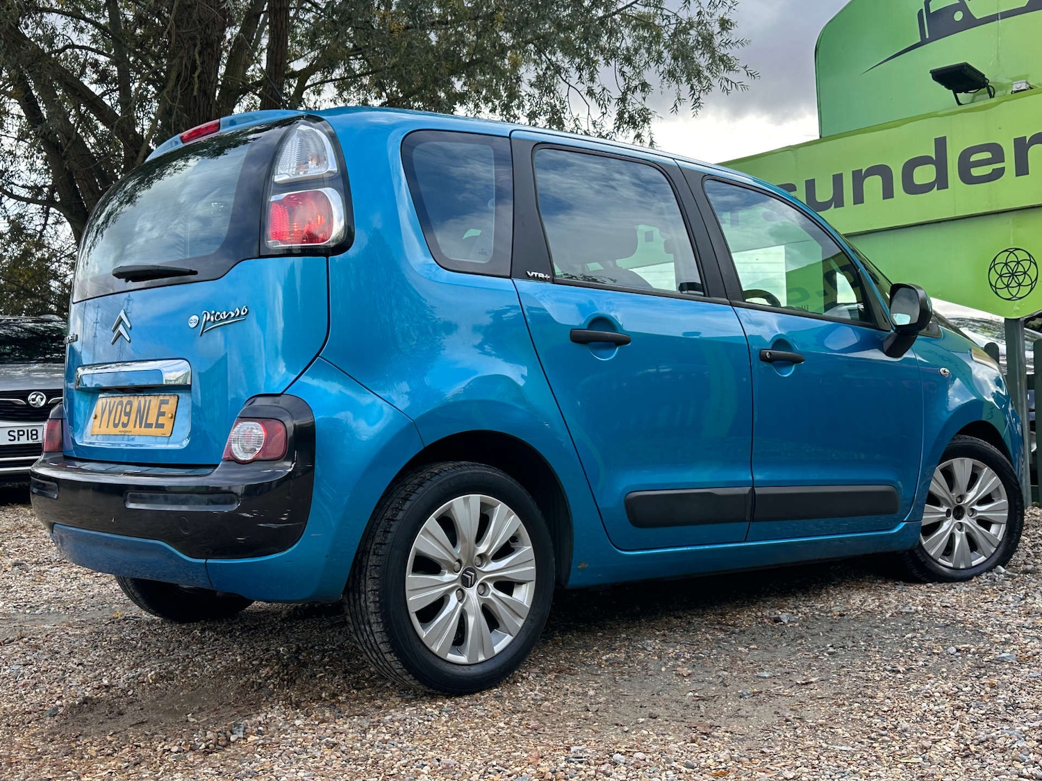 Used Citroen C3 Picasso 2009 for sale - 77129053: Photo 7