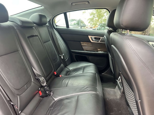 Used Jaguar XF 2013 for sale - 74938476: Photo 11