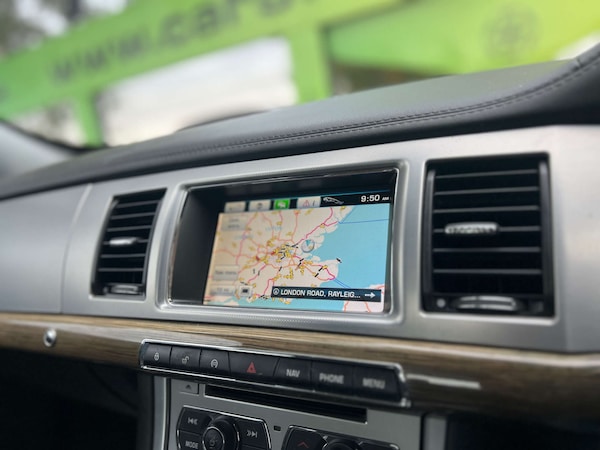 Used Jaguar XF 2013 for sale - 74938476: Photo 3