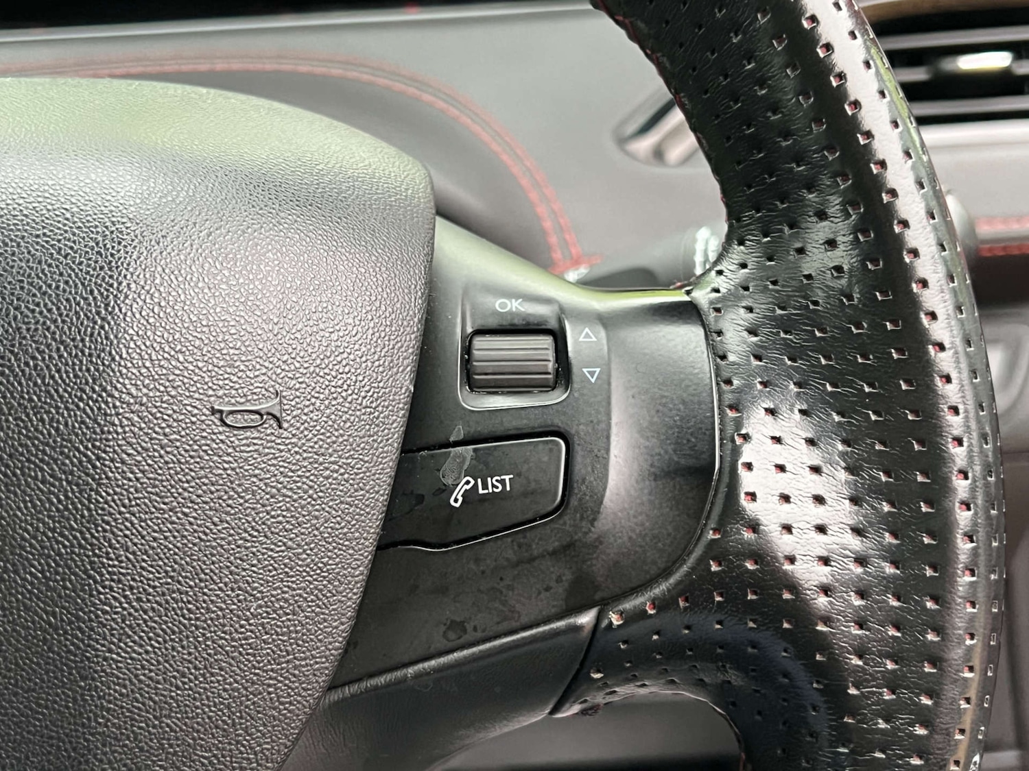 Used Peugeot 208 2014 for sale - 76023101: Photo 28
