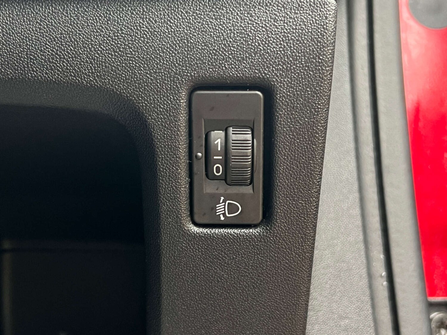 Used Peugeot 208 2014 for sale - 76023101: Photo 32