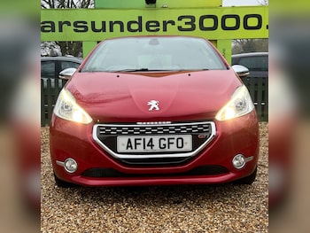 Used Peugeot 208 2014 for sale - 76023101: Photo