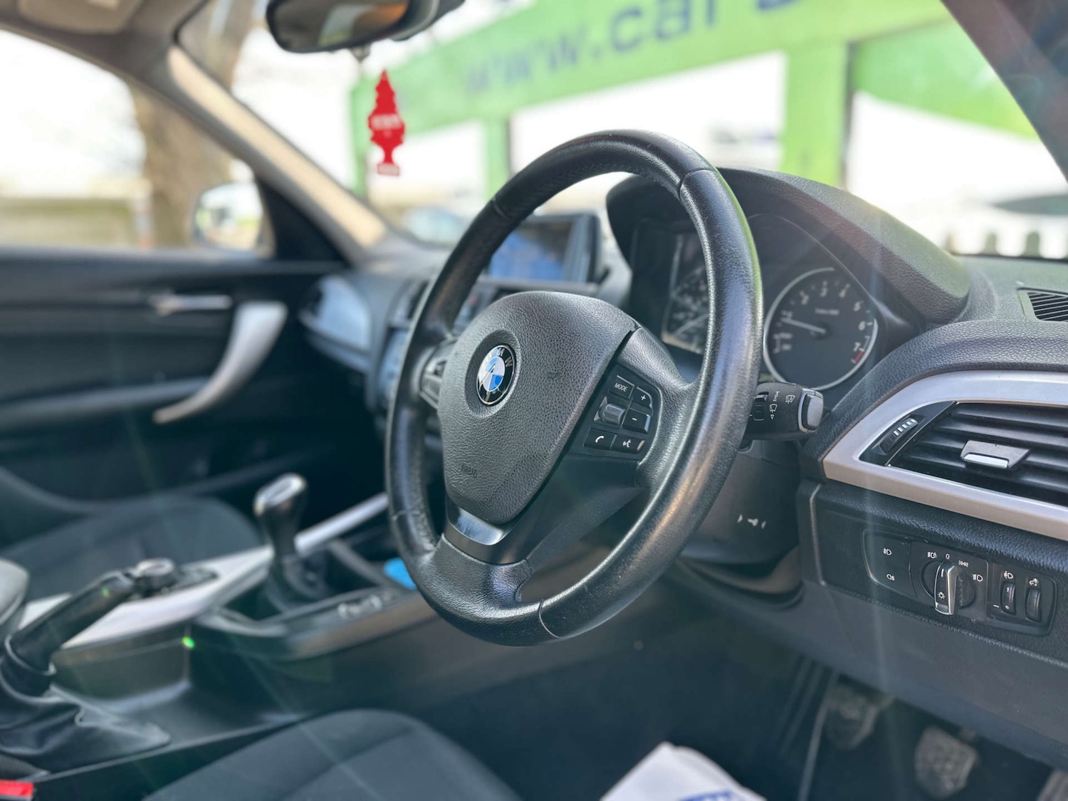 Used BMW 1 Series 2013 for sale - 77765740: Photo 2