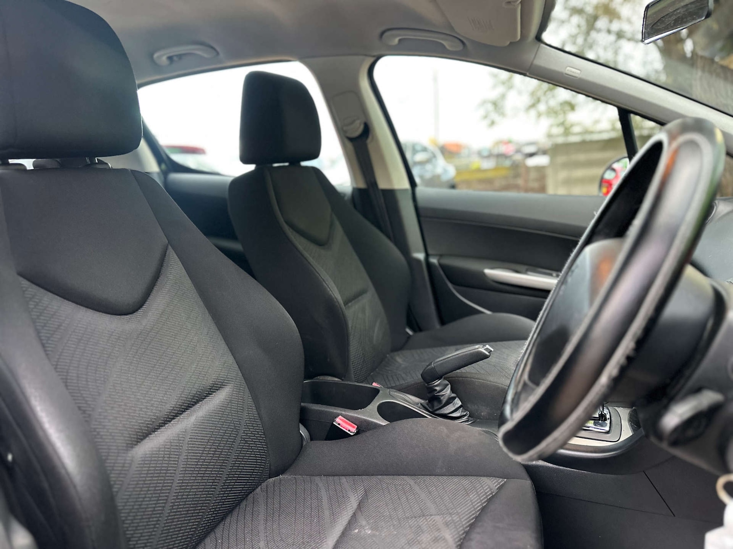 Used Peugeot 308 2010 for sale - 77236239: Photo 12