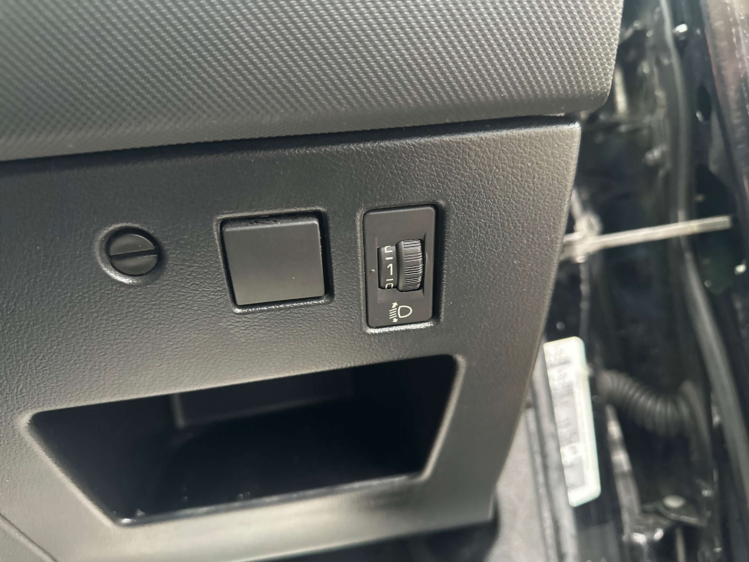 Used Peugeot 308 2010 for sale - 77236239: Photo 22