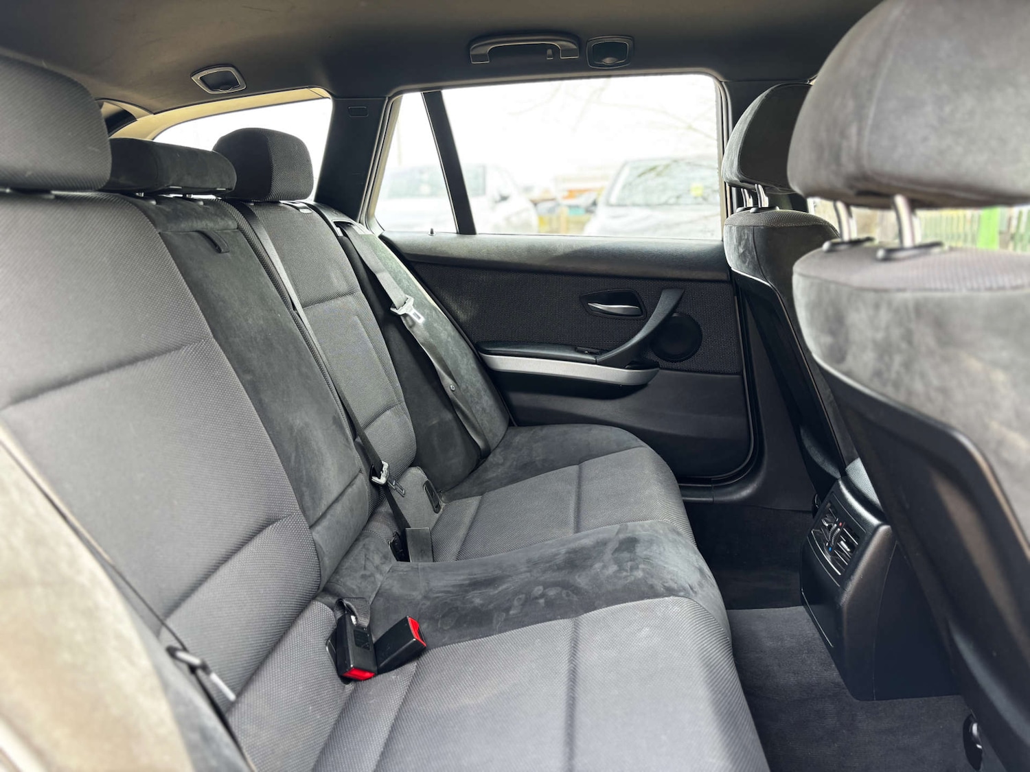 Used BMW 3 Series 2010 for sale - 77975376: Photo 12