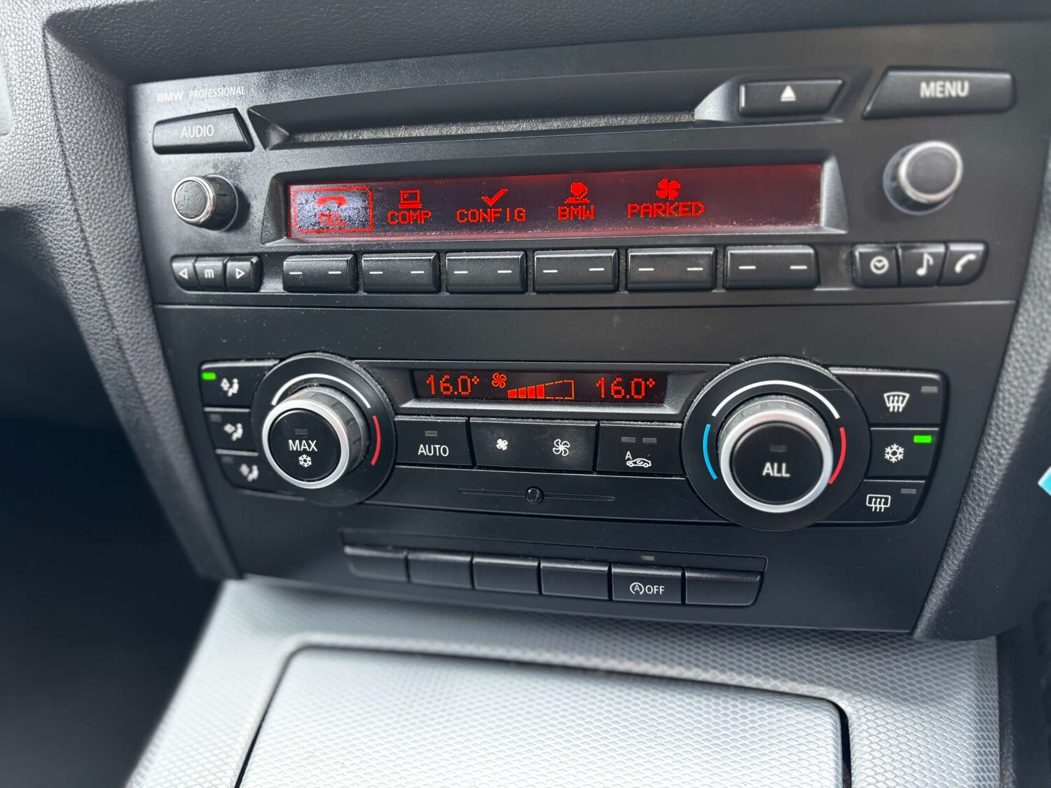 Used BMW 3 Series 2010 for sale - 77975376: Photo 20