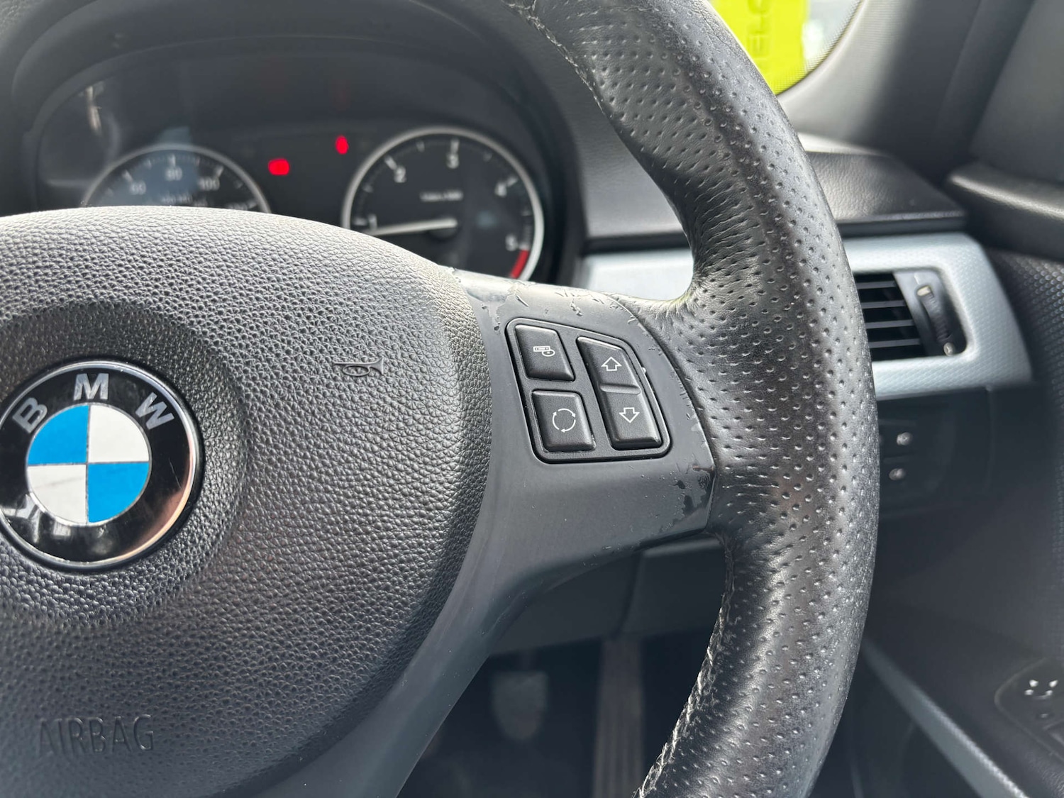 Used BMW 3 Series 2010 for sale - 77975376: Photo 22