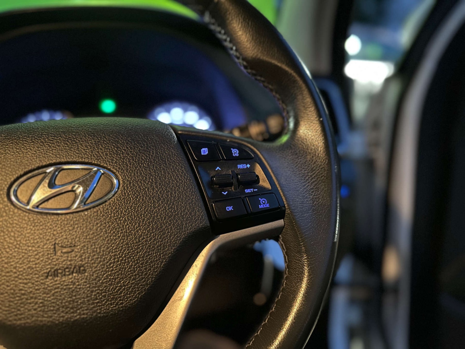 Used Hyundai TUCSON 2015 for sale - 76520341: Photo 25