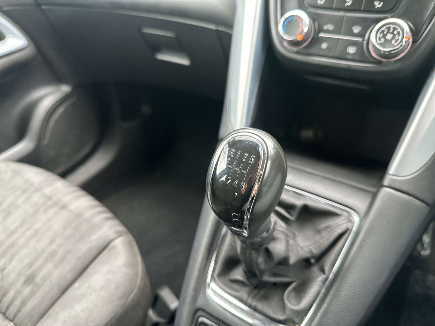 Used Vauxhall Zafira 2017 for sale - 77636179: Photo 27