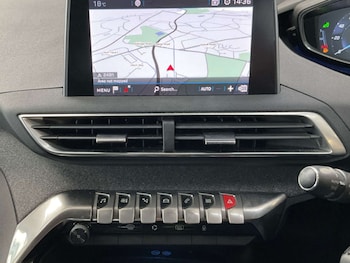 Used Peugeot 3008 2018 for sale - 79023241: Photo