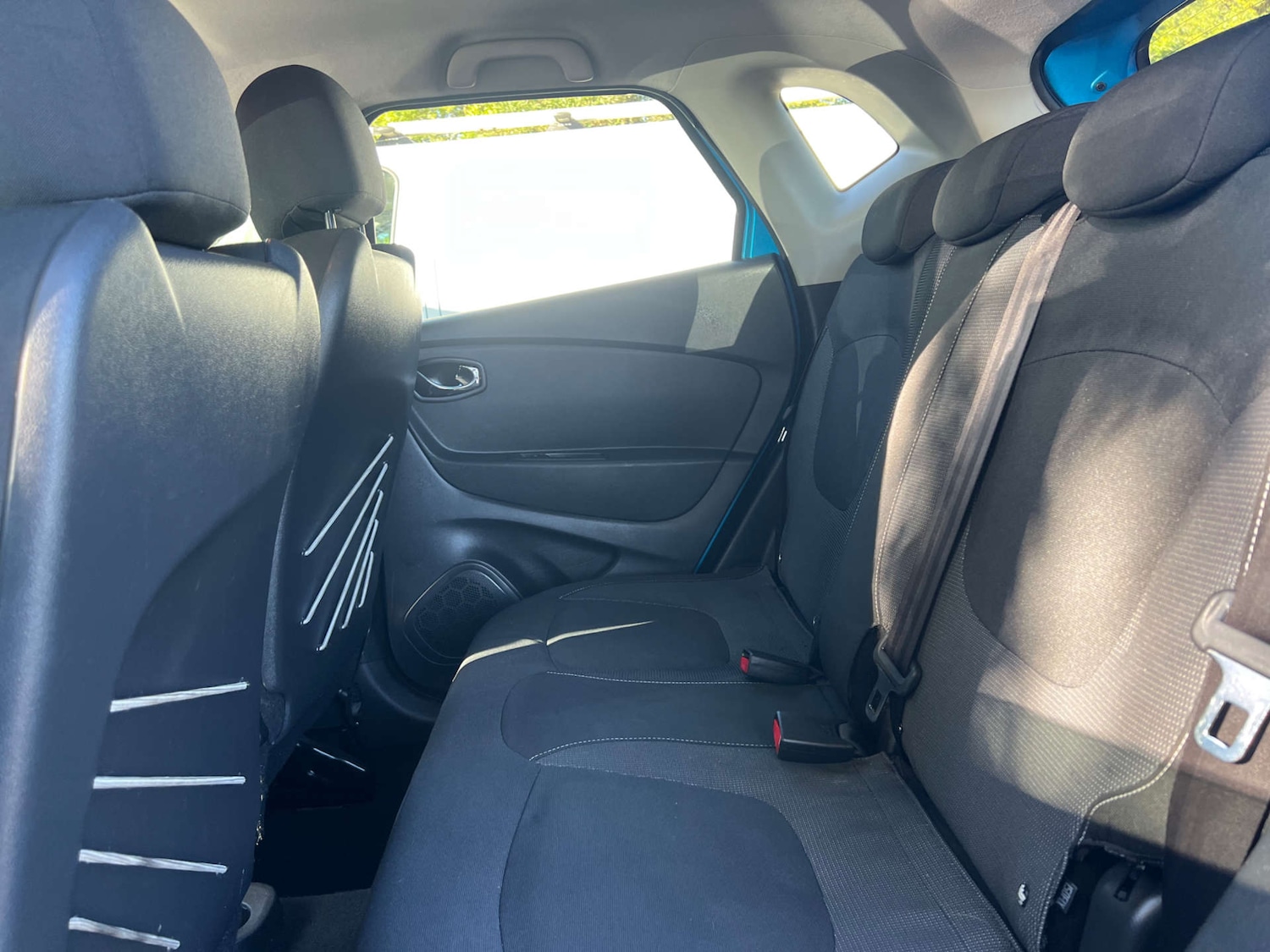 Used Renault Captur 2017 for sale - 76601570: Photo 15