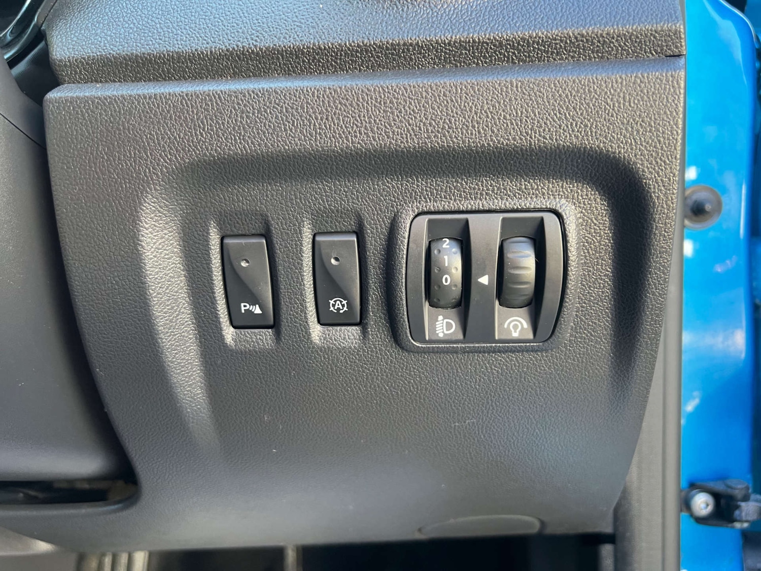 Used Renault Captur 2017 for sale - 76601570: Photo 27