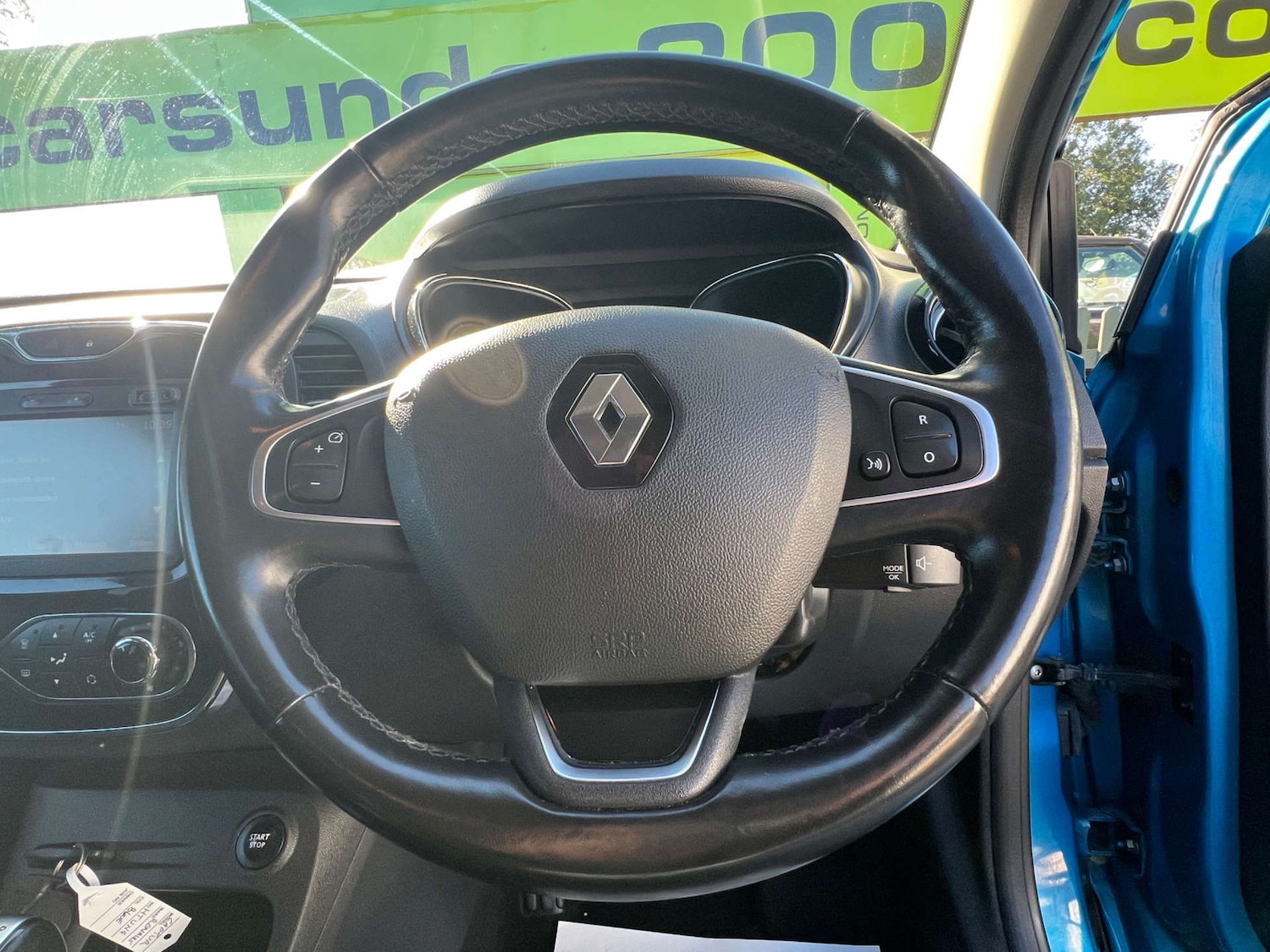 Used Renault Captur 2017 for sale - 76601570: Photo 30