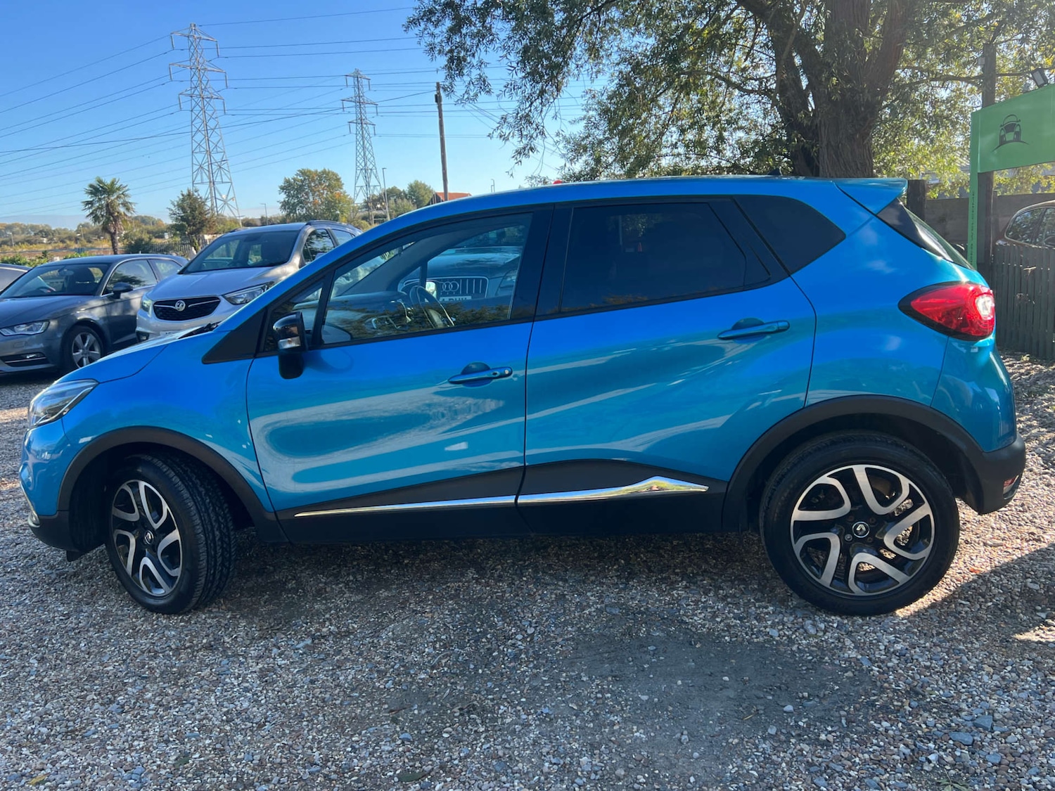 Used Renault Captur 2017 for sale - 76601570: Photo 6