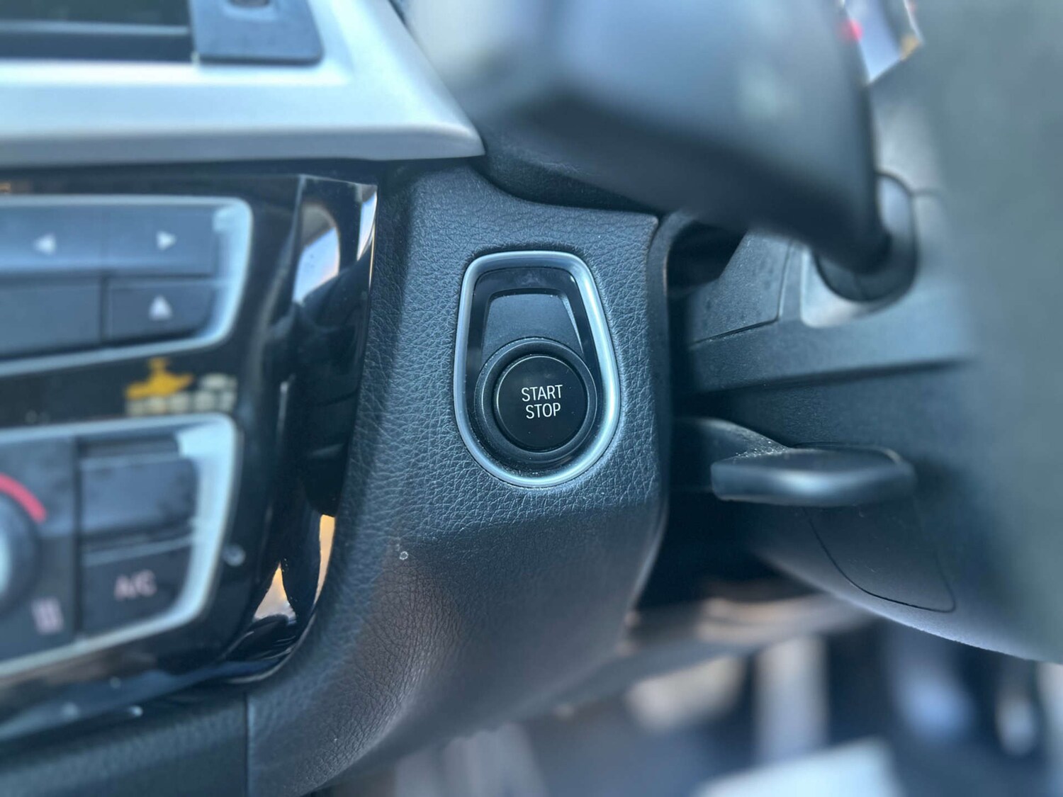 Used BMW 3 Series 2017 for sale - 77821698: Photo 30