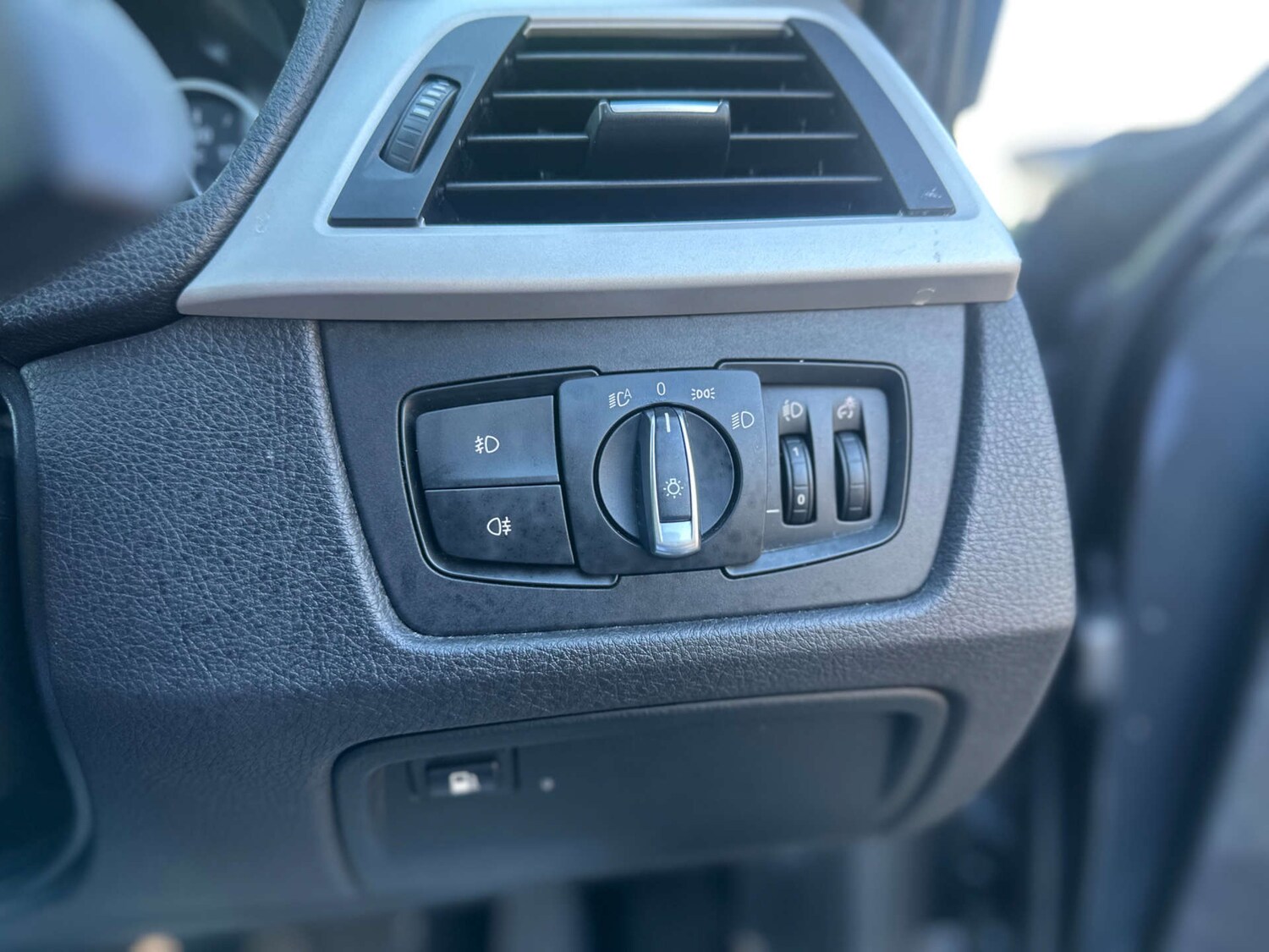 Used BMW 3 Series 2017 for sale - 77821698: Photo 31