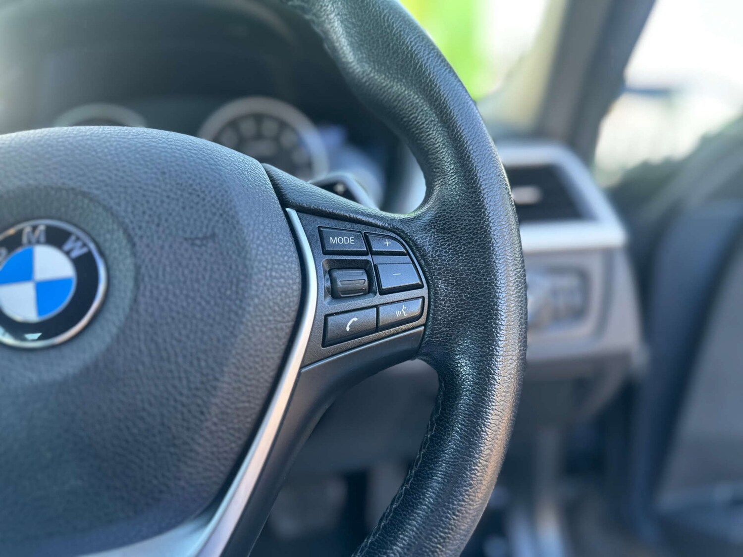 Used BMW 3 Series 2017 for sale - 77821698: Photo 33