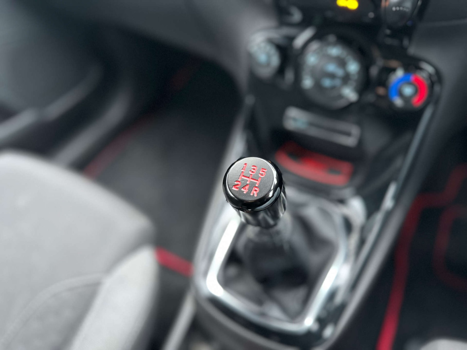 Used Ford Fiesta 2015 for sale - 77326033: Photo 23