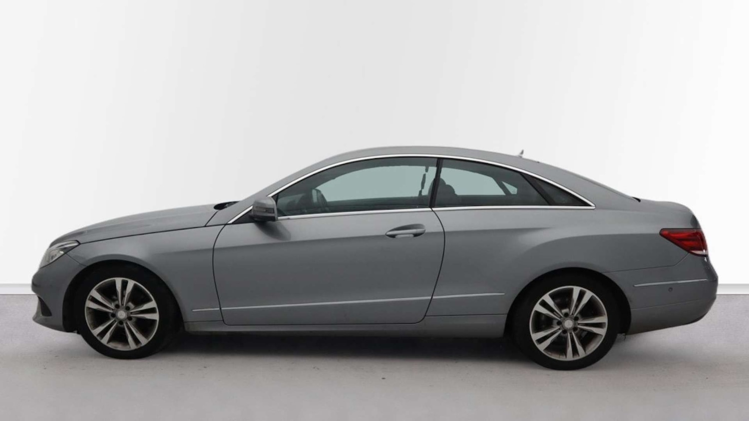 Used Mercedes-Benz E Class 2014 for sale - 77164841: Photo 12