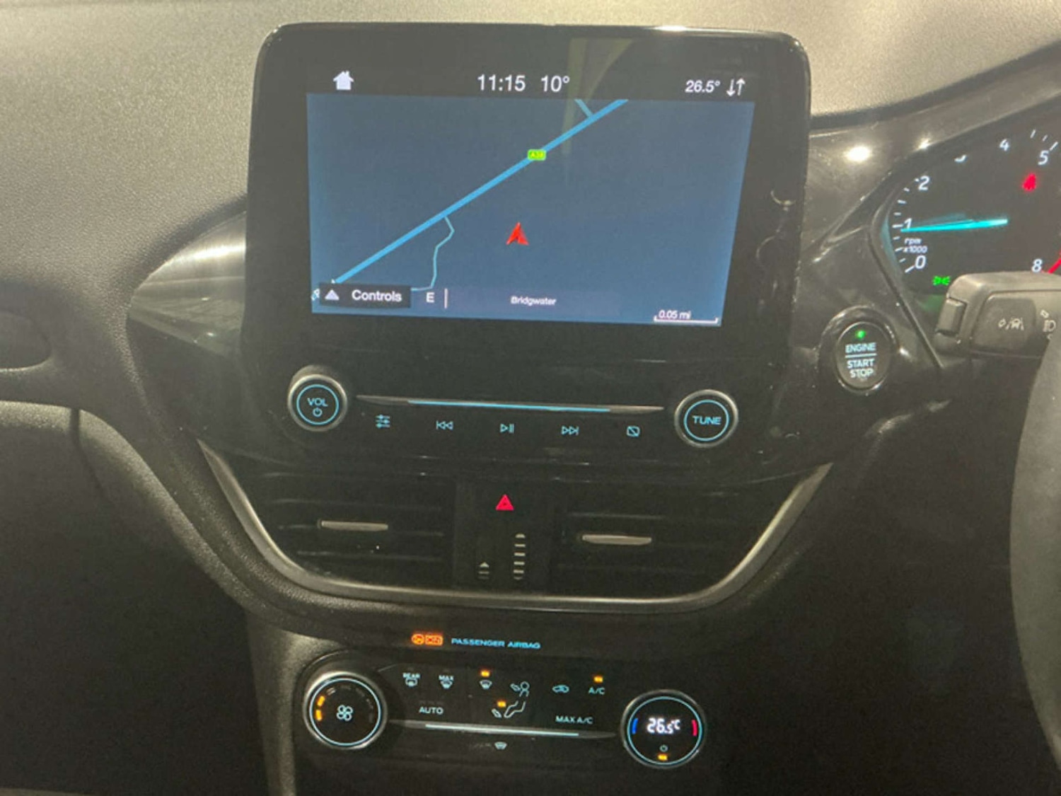 Used Mercedes-Benz E Class 2014 for sale - 77164841: Photo 2