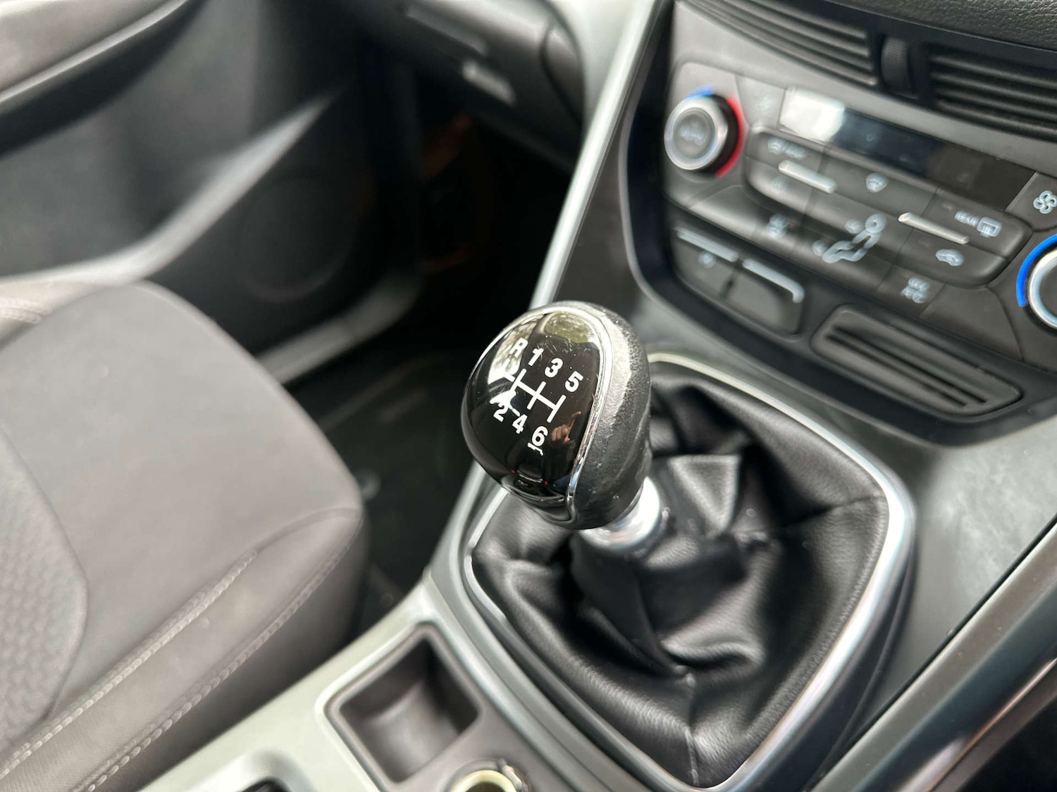 Used Ford Kuga 2017 for sale - 76461201: Photo 25