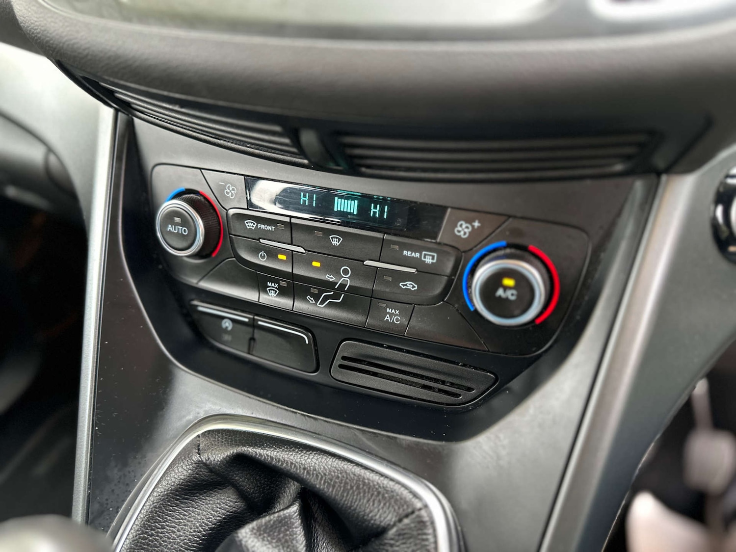 Used Ford Kuga 2017 for sale - 76461201: Photo 26