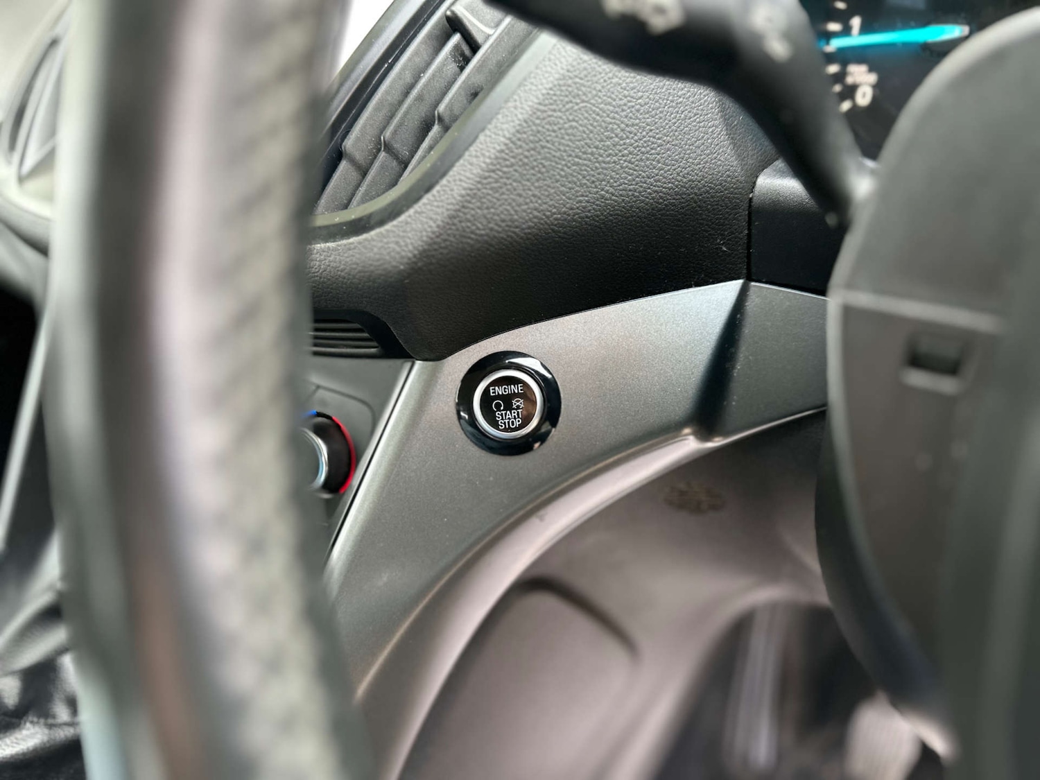 Used Ford Kuga 2017 for sale - 76461201: Photo 27