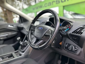 Used Ford Kuga 2017 for sale - 76461201: Photo