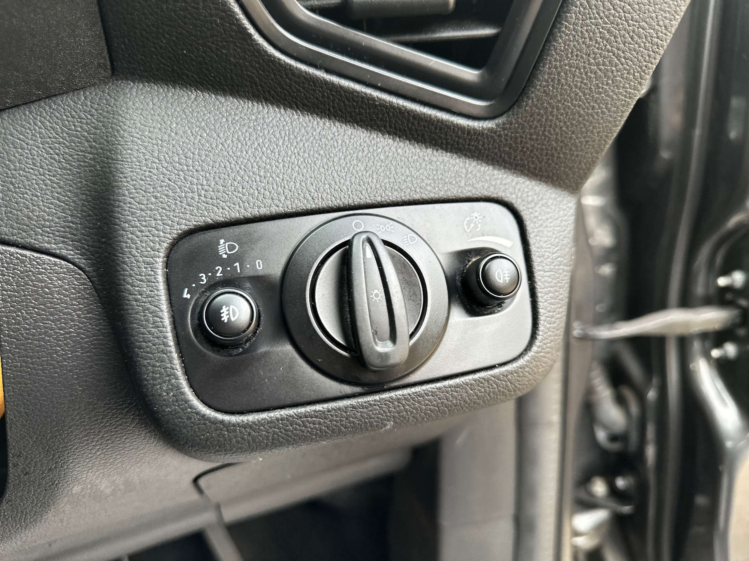 Used Ford Kuga 2017 for sale - 76461201: Photo 31