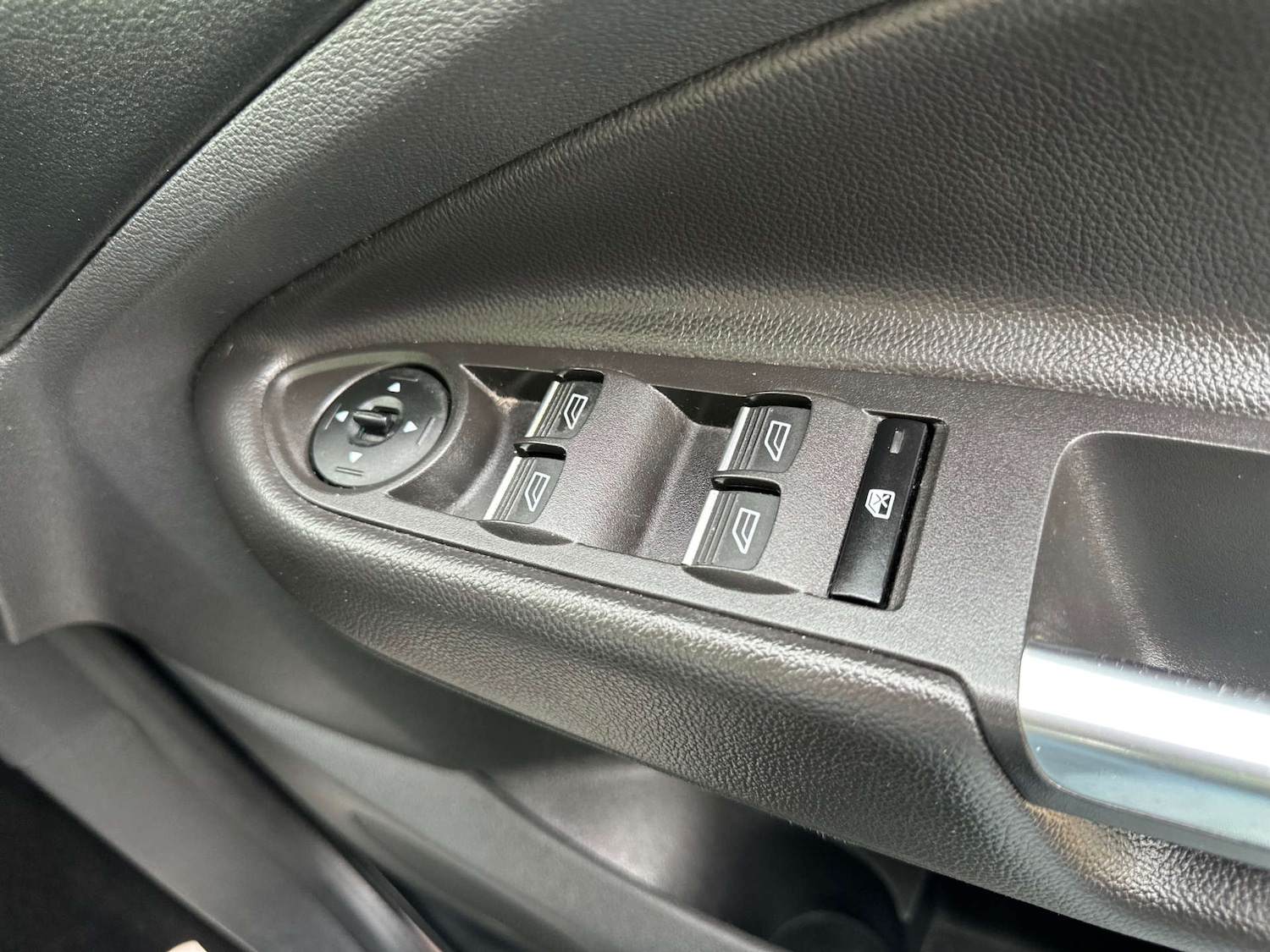 Used Ford Kuga 2017 for sale - 76461201: Photo 34