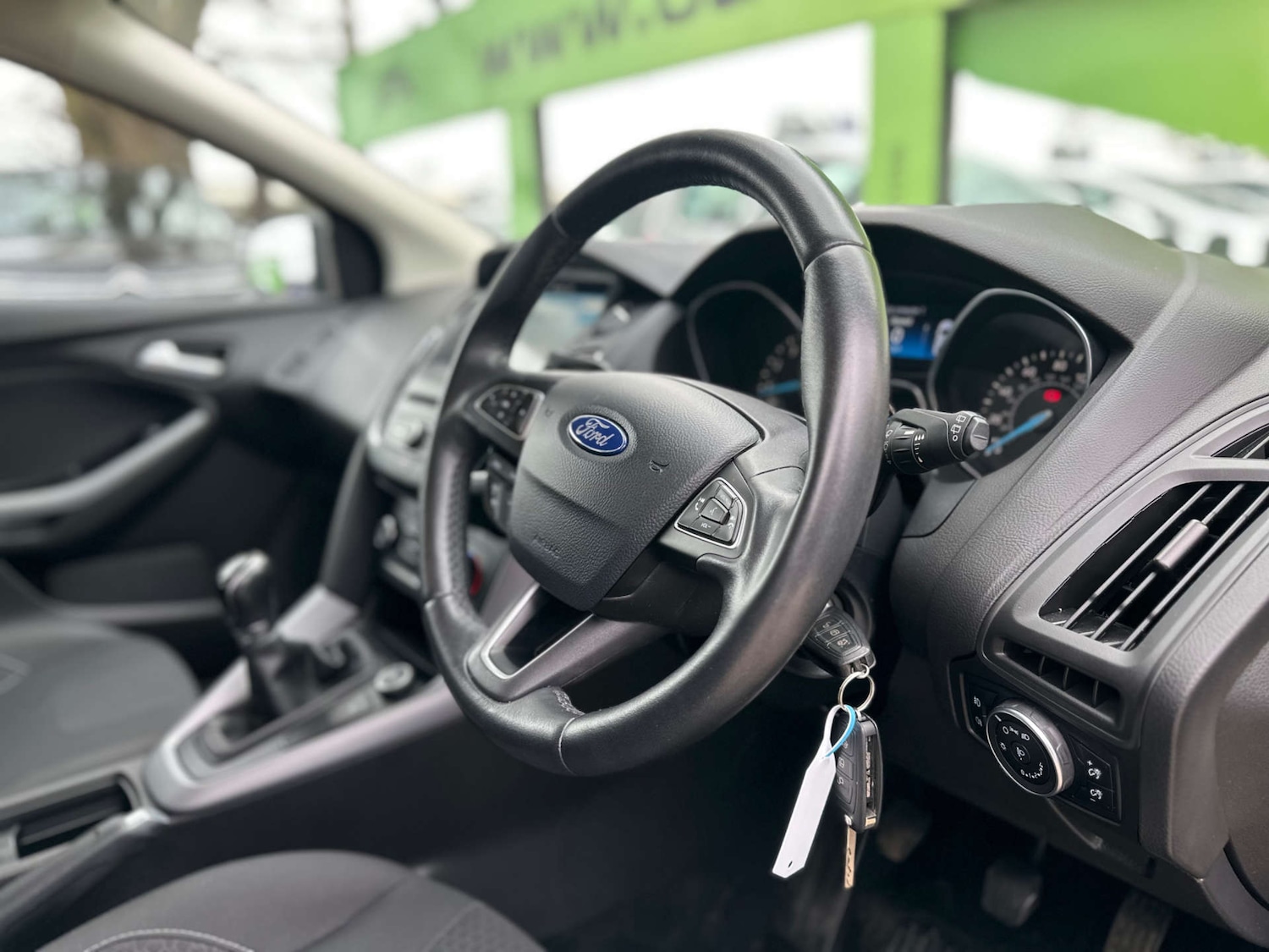 Used Ford Focus 2018 for sale - 77880380: Photo 2
