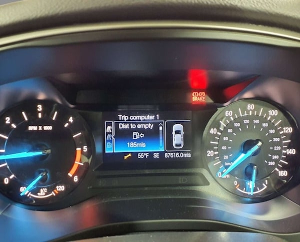 Used Ford Mondeo 2015 for sale - 76235435: Photo 6