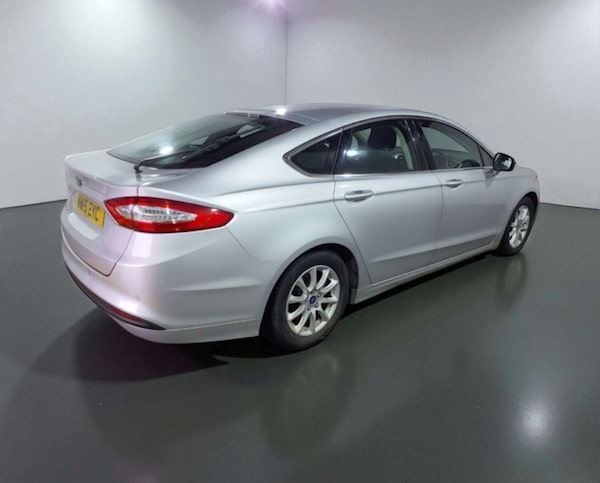 Used Ford Mondeo 2015 for sale - 76235435: Photo 9
