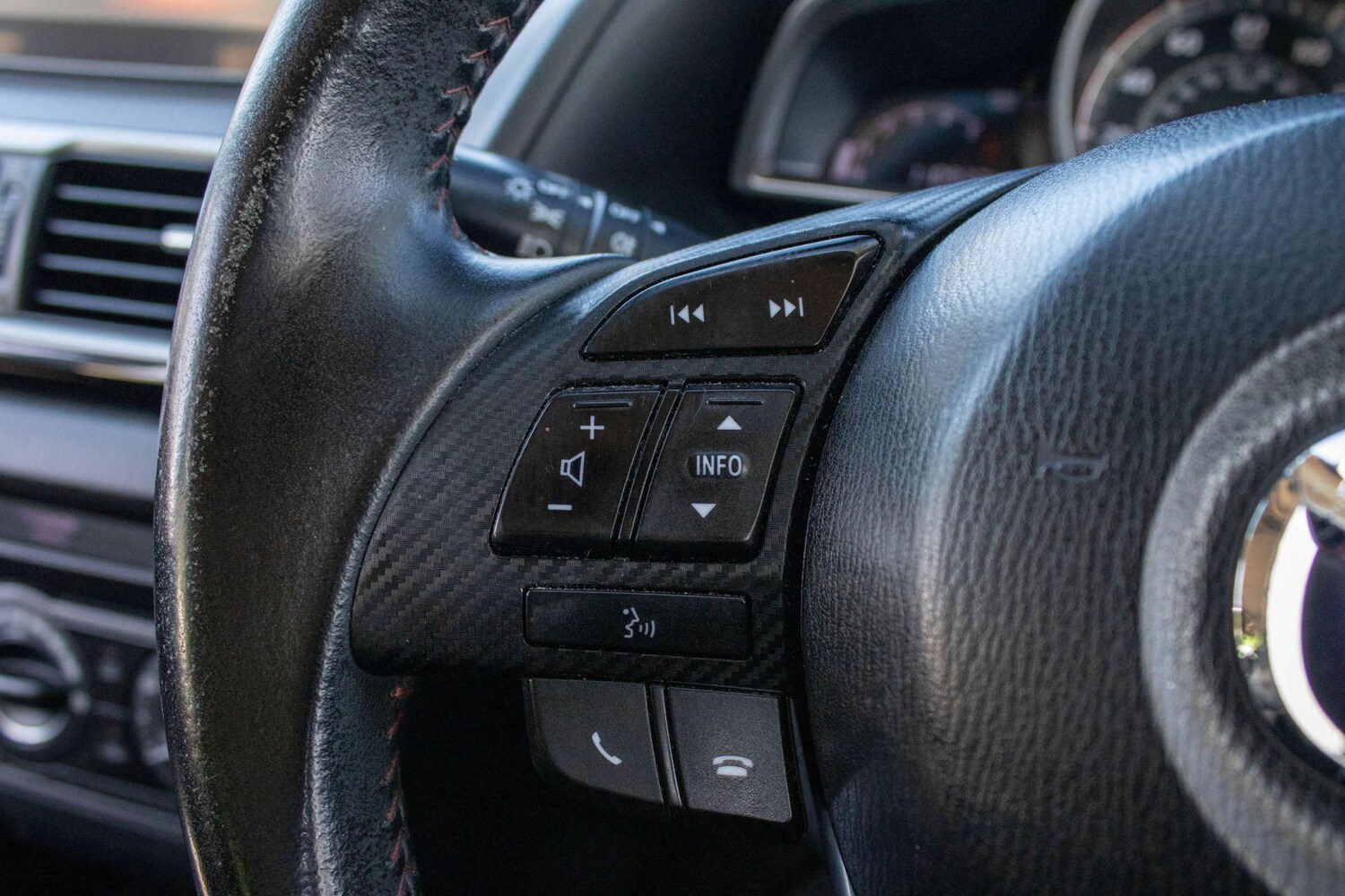 Used Mazda Mazda3 2014 for sale - 78210397: Photo 39