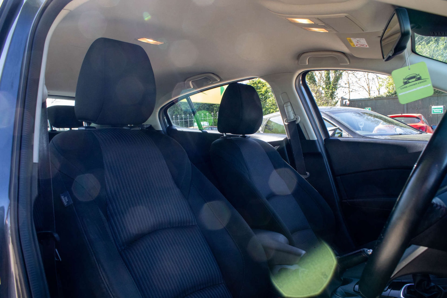 Used Mazda Mazda3 2014 for sale - 78210397: Photo 9