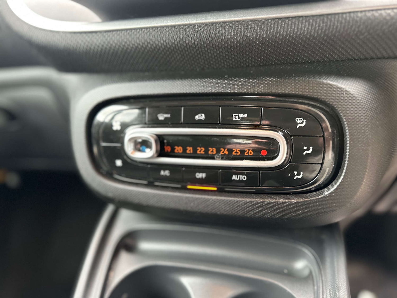 Used smart fortwo 2016 for sale - 77921686: Photo 14