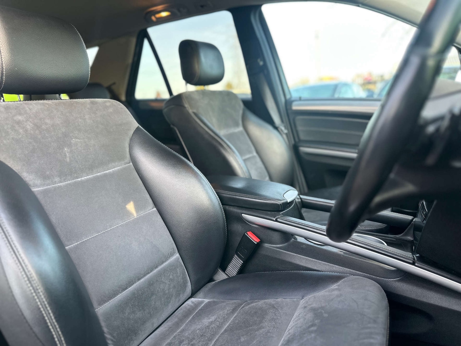 Used Mercedes-Benz M Class 2010 for sale - 76940176: Photo 11