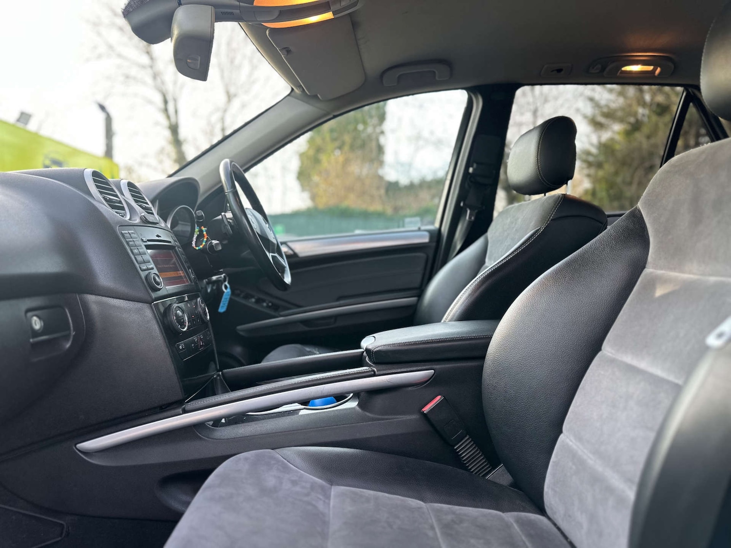 Used Mercedes-Benz M Class 2010 for sale - 76940176: Photo 17